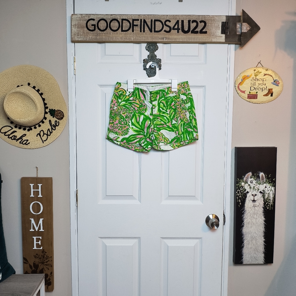 Lilly Pulitzer The Callahan shorts seeing pink elephants size 00